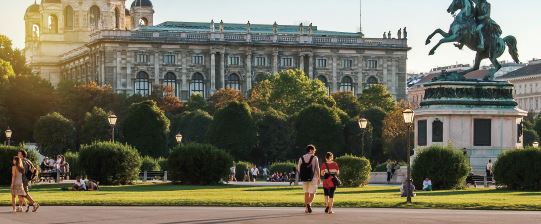 커피하우스 속 목마른 여행자의 낭만 오스트리아 비엔나